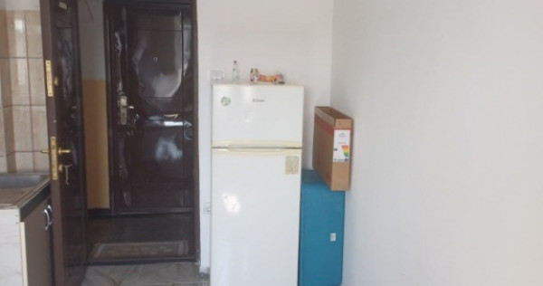 CAMERA DE CAMIN Piata Nicolina- caera de amin cu baie