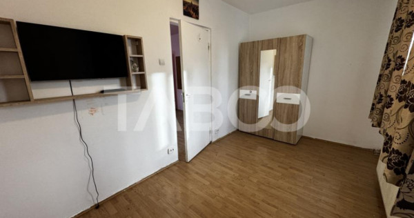 Apartament etaj intermediar cu 2 camere zona Mihai Viteazu S
