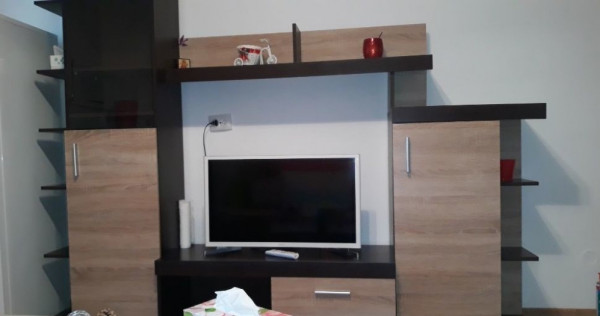 Garsoniera zona Regie