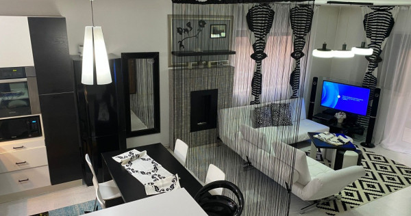 Pret imbatabil! Apartament cu scara interioara, zona M.Apei