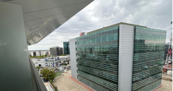 Studio modern &icirc;n One North Lofts, Pipera &ndash; Loc de parcare