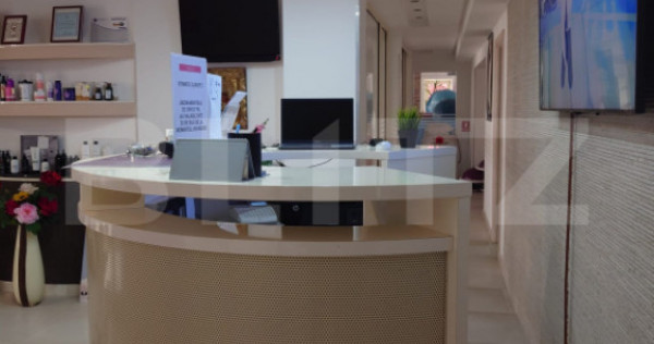 Spatiu comercial, 290 mp, fosta sala de fitness, zona Micro