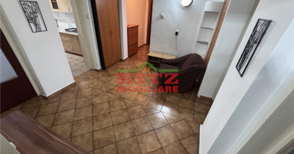 Nou! Ap. 3 cam., decom., S=80 mp, et. 3, Ultracentral!