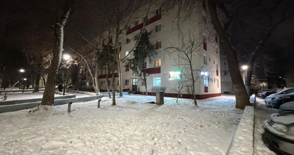 {Bd.C.Brancoveanu} Apartament cu 2 camere, Mobilat si Utilat