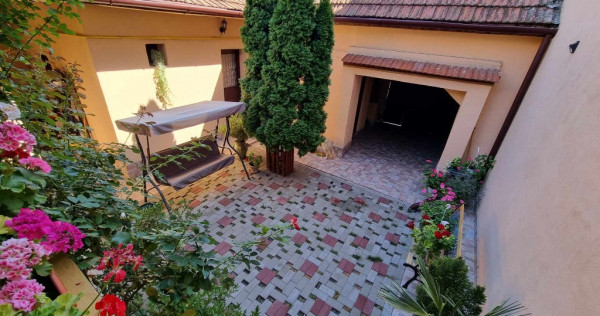 Casă central Boul Rosu Arad