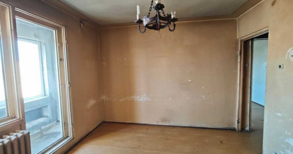 Apartament 2 camere , zona Auchan Titan