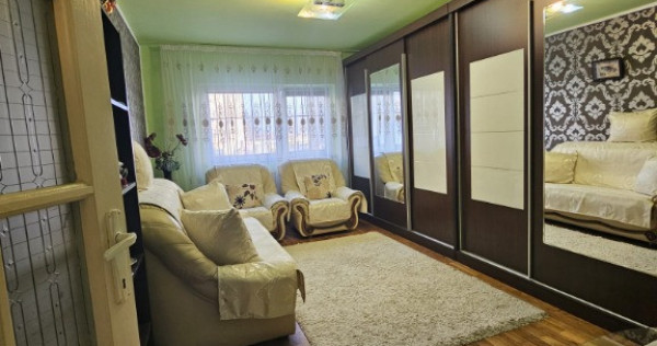 Apartament 3 camere,parter &ndash; Zona Piața Centrala