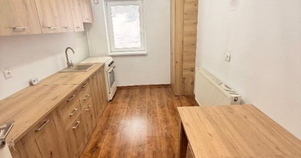 Apartament cu 2 camere, decomandat - zona Racadau.