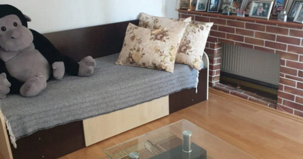 Apartament 3 camere, decomandat - zona Astra