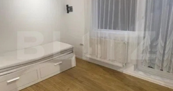 Apartament 3 camere de v&acirc;nzare, decomandat, terasa ,zona ce
