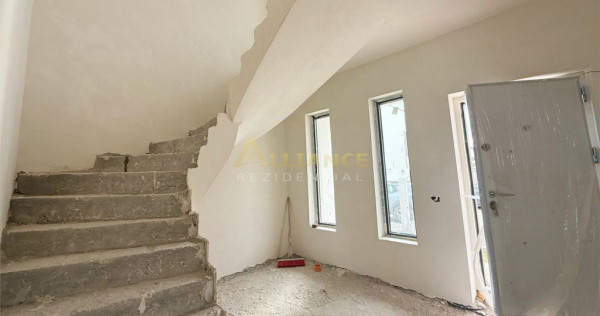 Vila individuala zona centrala / 5 Camere / 3 Bai / Teren 28