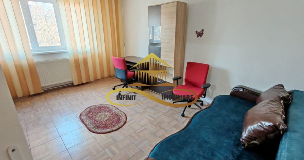 Garsonieră de &icirc;nchiriat &ndash; Zona Centrală, Str. 9 Mai,...