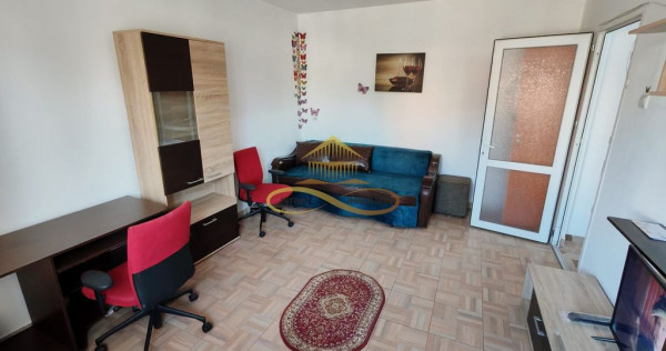 Garsonieră de &icirc;nchiriat &ndash; Zona Centrală, Str. 9 Mai,...