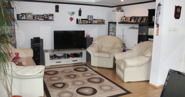 Vilă &icirc;n stațiunea Covasna - ideală pentru locuință sau