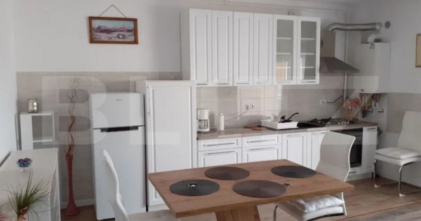 Apartament 2 camere, 57mp, parcare, zona Teilor