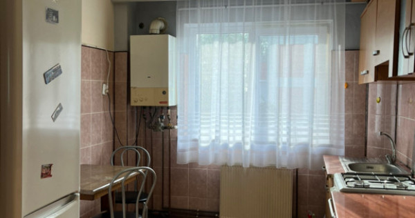 Chirie apartament 2 camere in Micro 16