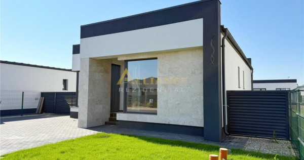 Casa individuala parter - 3 camere 2 bai dressing - teren