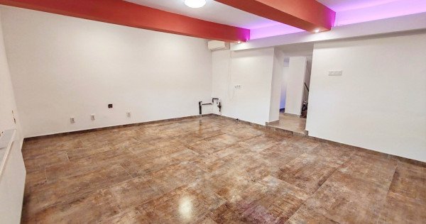 PF. V&acirc;nd apartament spațios &icirc;n Piața Mihai Viteazu