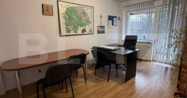 Apartament 3 camere, pretabil spatiu comercial, 85 mp, zona