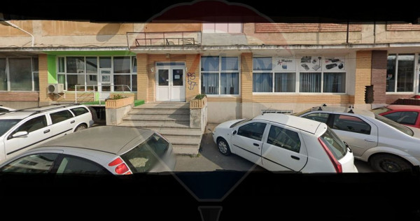 Spațiu comercial 455 metrii patrati Rovine