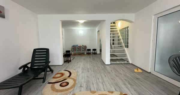 Casa Parter+Mansarda, zona Islaz.