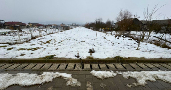 TEREN INTRAVILAN ZONA UNIREA AERODROM