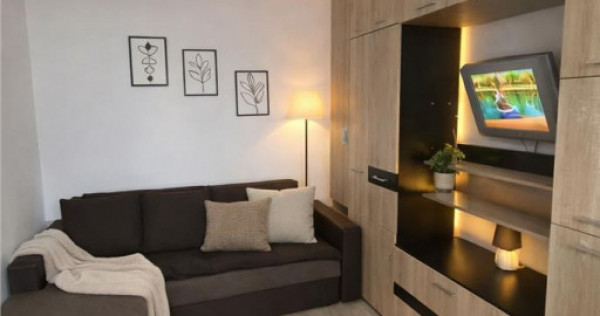 Garsoniera, cu 2 boxe, Astra, Brasov