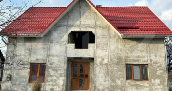 Casa 5 camere, 10 ari - Josenii Bargaului