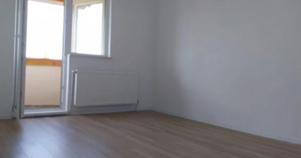 Apartament 2 camere, decomandat - zona Florilor