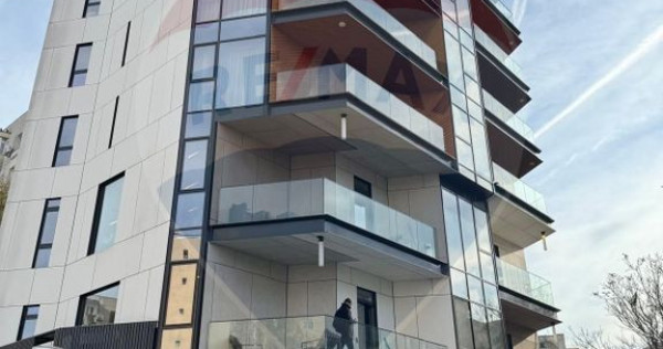 Oportunitate - Spatiu de birouri premium in Cladire Mixta...