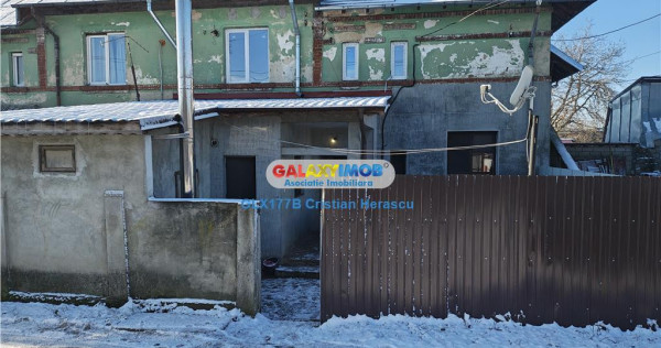 Chitila Triaj Apartament 3 camere 2 bai curte proprie