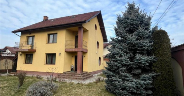 VILA DEOSEBITA IN HARMAN, BRASOV