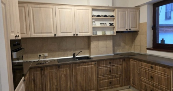 Inchiriez apartament 3 camere,95mp, Bucuresti,Parcul Mihai I,1.300euro