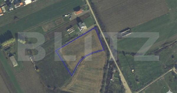 Teren intravilan de vanzare, 7020 mp, in Decebal
