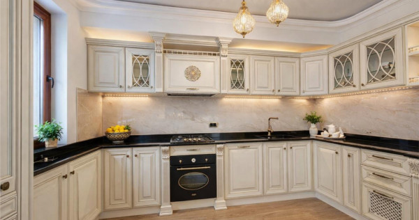 LIVE! Decomandat, in atmosfera sofisticata, LUX Class, parca