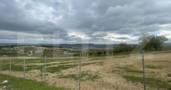 Teren Intravilan, priveliste panoramica