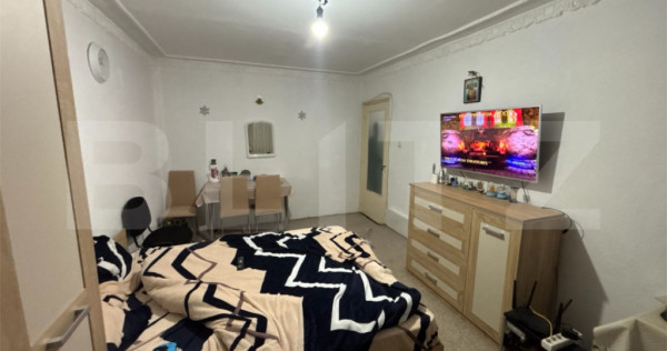 Apartament 3 camere, 55 mp, zona Vest - 9 mai