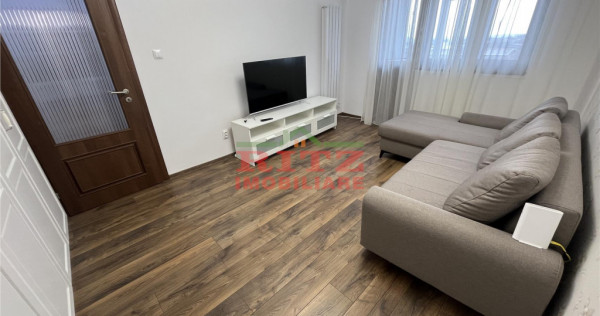 Ap. 3 cam. DE INCHIRIAT, mob. si utilat, zona bd. A.I.Cuza!