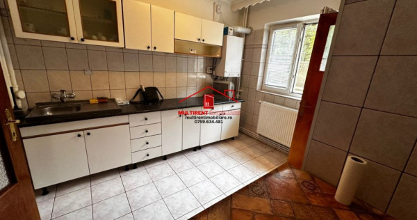 De inchiriat- apartament 3 camere parter - Ultracentral