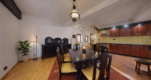 Volum arhitectural remarcabil:Rezidential Sediu firma,Clini