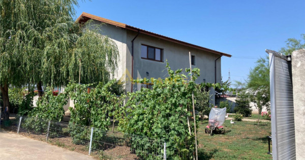 Vila spectaculoasa - 249 mp utili, teren 881 mp,