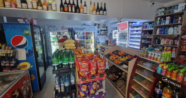 Spațiu comercial cu magazin alimentar + apartament, 89 mp,