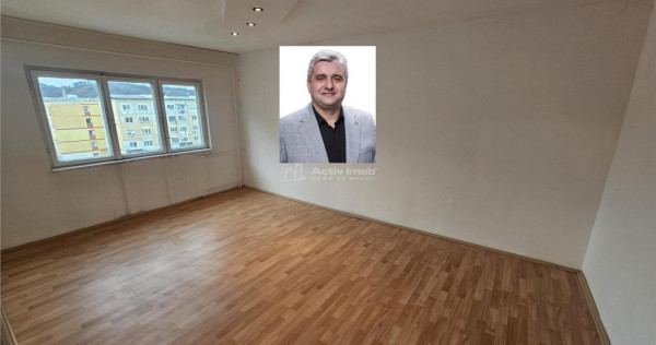 Resita, 3 Cam. Dec., Micro 4