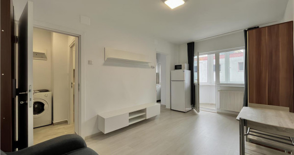 Garsoniera Renovata in Noua la Ultimul Etaj