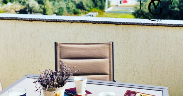 Vila P+2 cu vedere la mare Mamaia Nord / Scoica Land