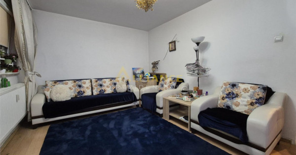 Apartament 3 camere decomandat { Metrou Dristor 1 }