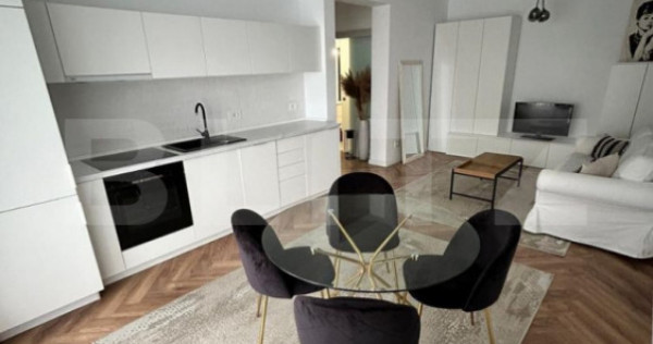 Apartament 2 camere, semidecomandat - Prima Oneștilor