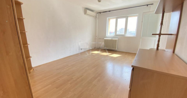 Garsoniera-Bloc Stradal- Calea Rahovei