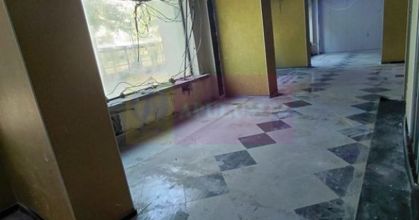 Spatiu comercial bd DECEBAL - PIATA ALBA IULIA
