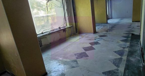 Spatiu comercial bd DECEBAL - PIATA ALBA IULIA